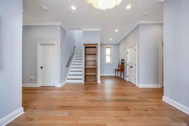 29 Bath Street, Lido Beach, NY 11561