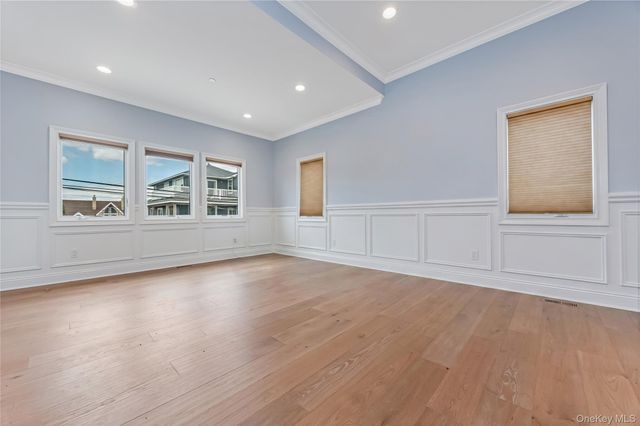 29 Bath Street, Lido Beach, NY 11561