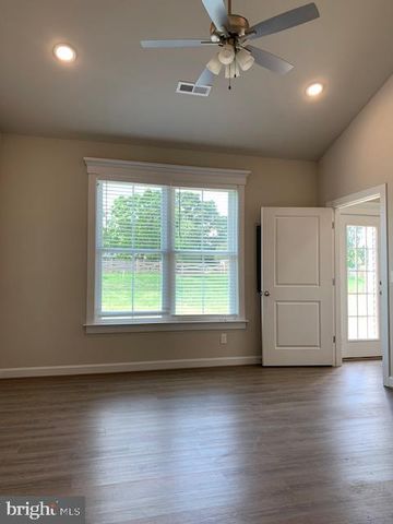 5612 FINLEY ROSE CT, Fredericksburg, VA 22407