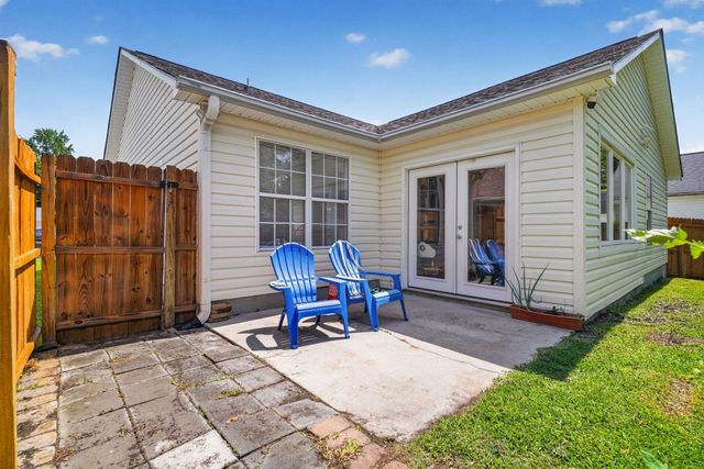 1004 Autumn Dr., Murrells Inlet, SC 29576