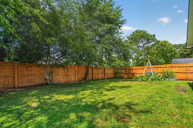 1004 Autumn Dr., Murrells Inlet, SC 29576