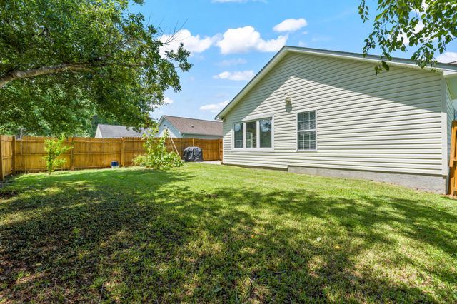 1004 Autumn Dr., Murrells Inlet, SC 29576