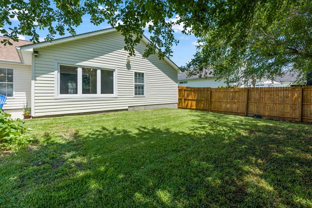 1004 Autumn Dr., Murrells Inlet, SC 29576