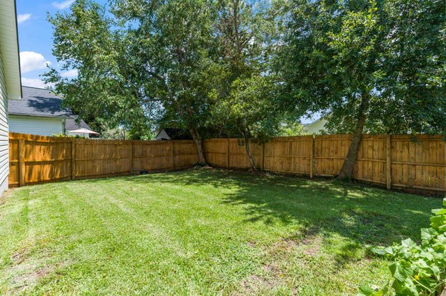 1004 Autumn Dr., Murrells Inlet, SC 29576