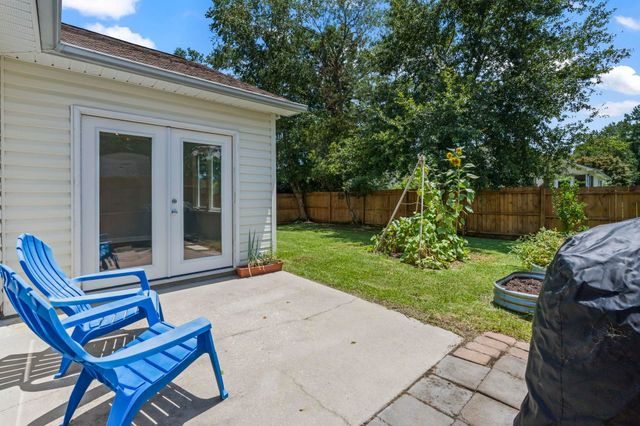 1004 Autumn Dr., Murrells Inlet, SC 29576