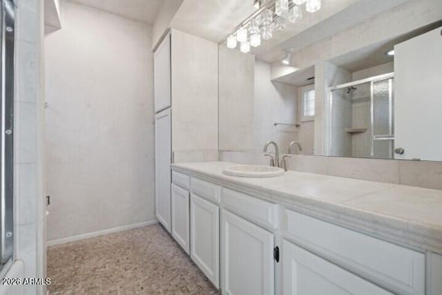 13045 N 8TH Avenue, Phoenix, AZ 85029