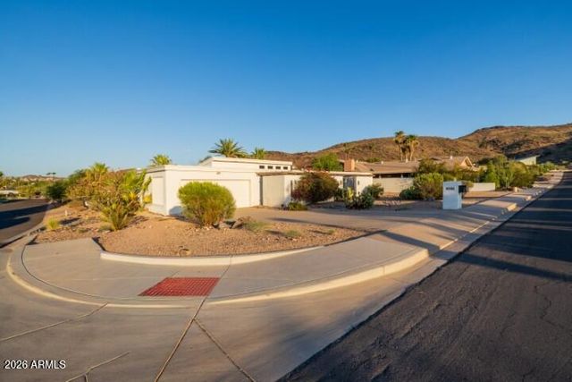 13045 N 8TH Avenue, Phoenix, AZ 85029