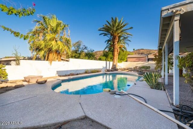 13045 N 8TH Avenue, Phoenix, AZ 85029