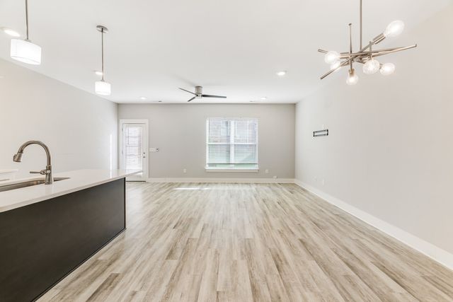 1311 Halter Park Dr, Gallatin, TN 37066