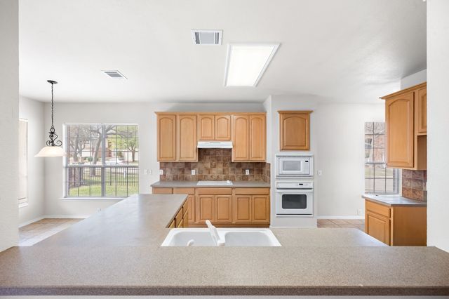 4116 Walnut Creek Court, Fort Worth, TX 76137