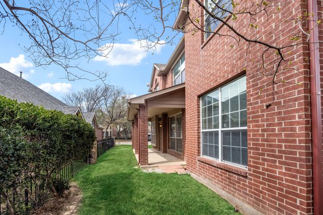 4116 Walnut Creek Court, Fort Worth, TX 76137