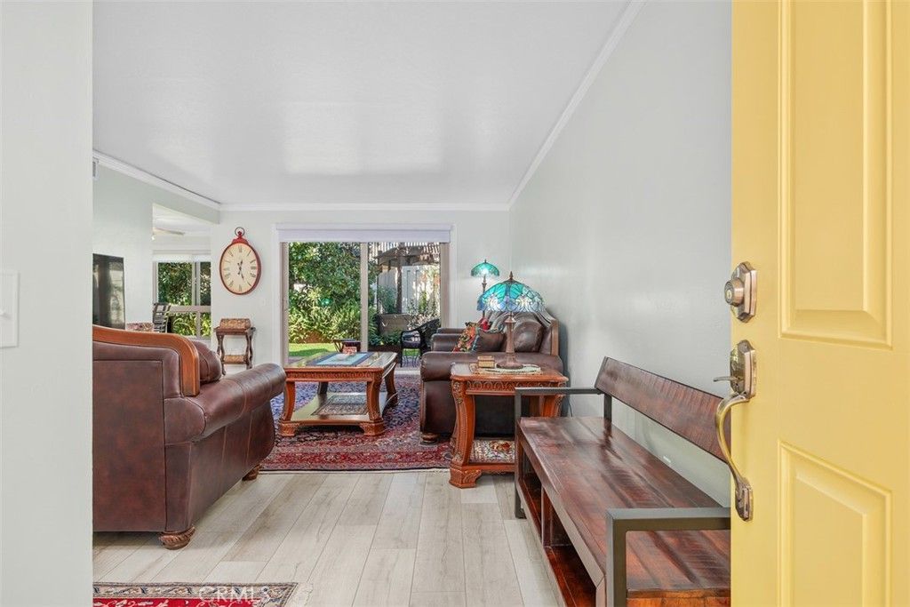 Image 5 of property listing at 4669 Coralwood, Carlsbad, CA 92008