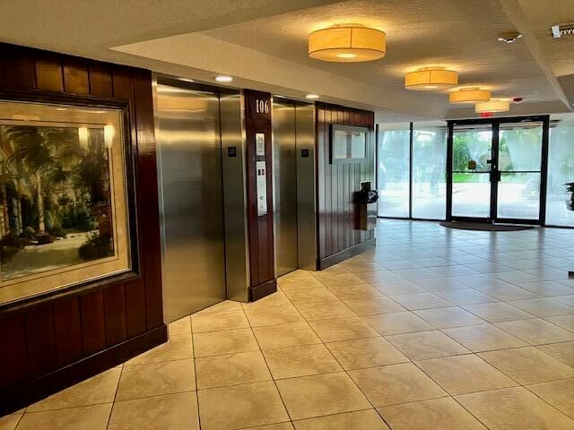 106 Lake Emerald Drive Apt 114, Oakland Park, FL 33309