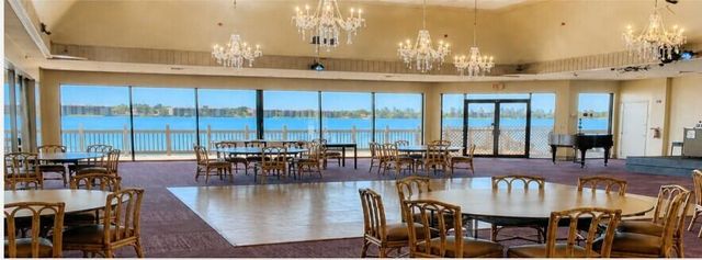 106 Lake Emerald Drive Apt 114, Oakland Park, FL 33309