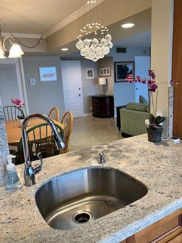 106 Lake Emerald Drive Apt 114, Oakland Park, FL 33309