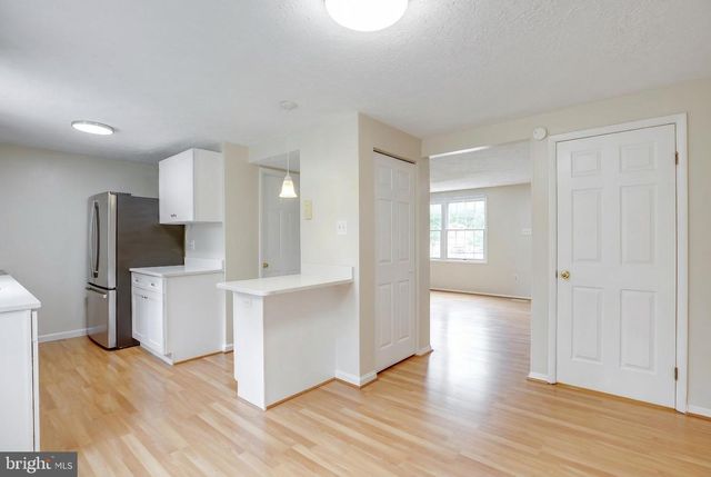 21 DUFIEF CT, North Potomac, MD 20878