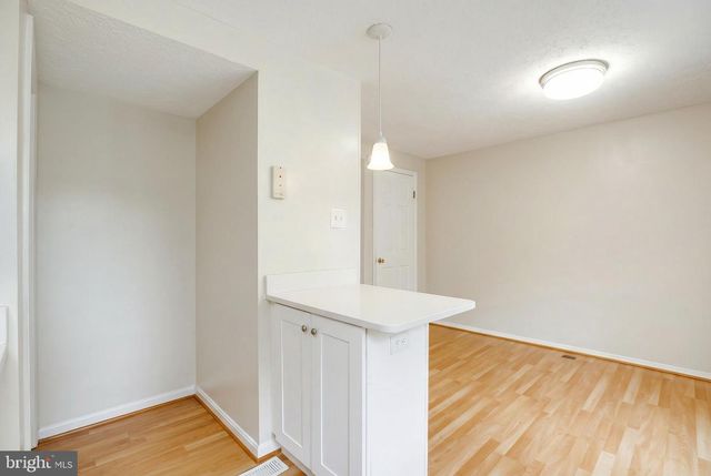 21 DUFIEF CT, North Potomac, MD 20878