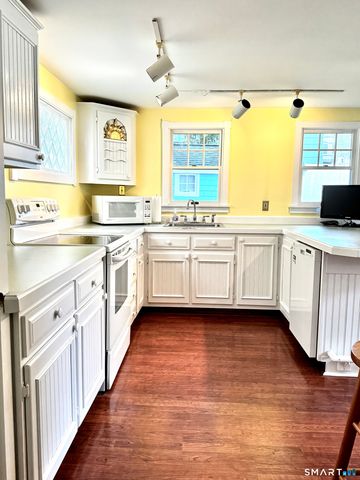 22 Hillside Avenue, Milford, CT 06460