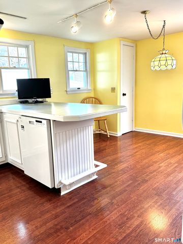 22 Hillside Avenue, Milford, CT 06460