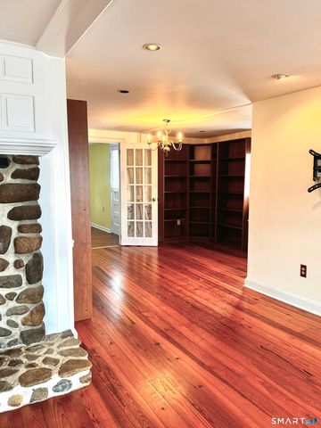 22 Hillside Avenue, Milford, CT 06460