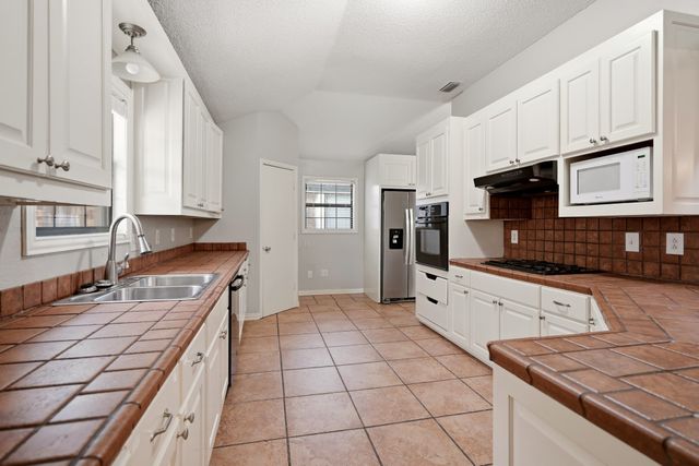 602 Brittany Drive, Mesquite, TX 75150