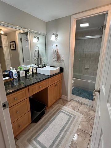 3475 N Country Club Dr 312, Aventura, FL 33180