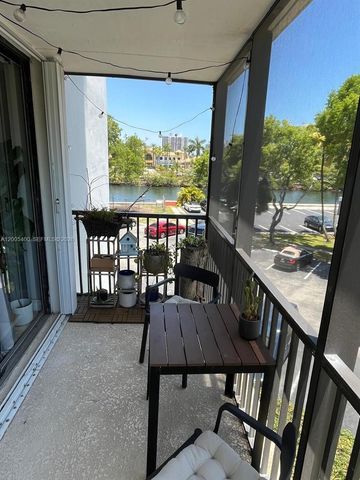 3475 N Country Club Dr 312, Aventura, FL 33180