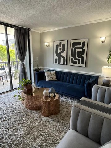 3475 N Country Club Dr 312, Aventura, FL 33180