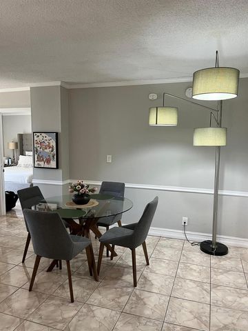 3475 N Country Club Dr 312, Aventura, FL 33180