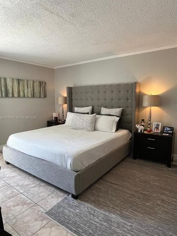 3475 N Country Club Dr 312, Aventura, FL 33180