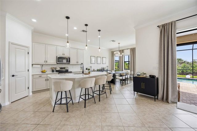 10485 CROOKED CREEK DRIVE, Venice, FL 34293