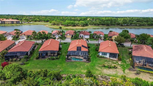 10485 CROOKED CREEK DRIVE, Venice, FL 34293