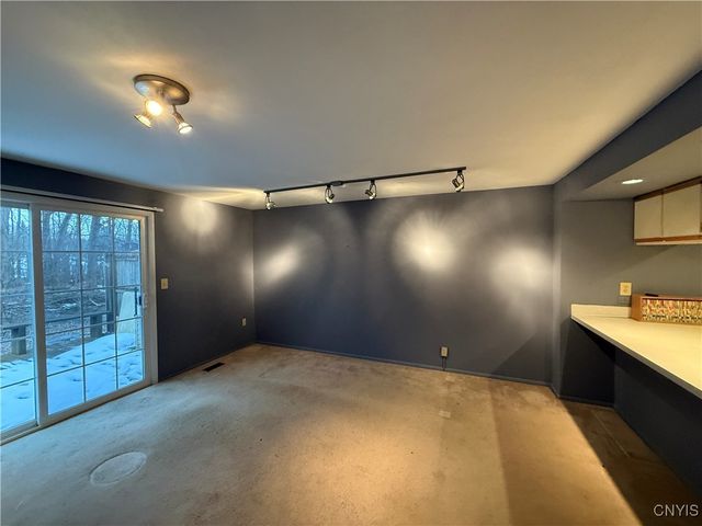 121 Softwind Circle, Baldwinsville, NY 13027