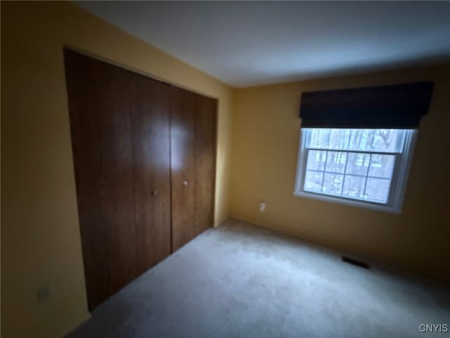 121 Softwind Circle, Baldwinsville, NY 13027