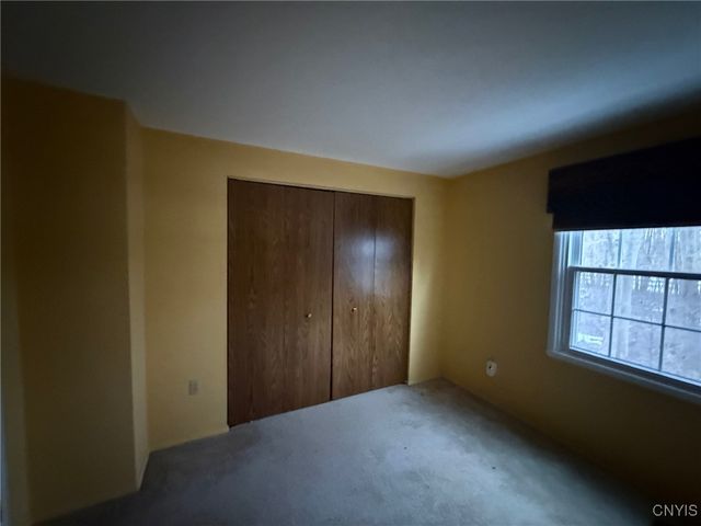 121 Softwind Circle, Baldwinsville, NY 13027