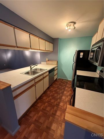 121 Softwind Circle, Baldwinsville, NY 13027