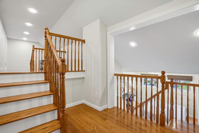 237 South St 6, Shrewsbury, MA 01545