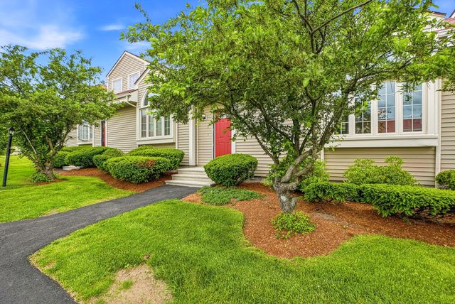 237 South St 6, Shrewsbury, MA 01545