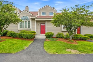 237 South St 6, Shrewsbury, MA 01545