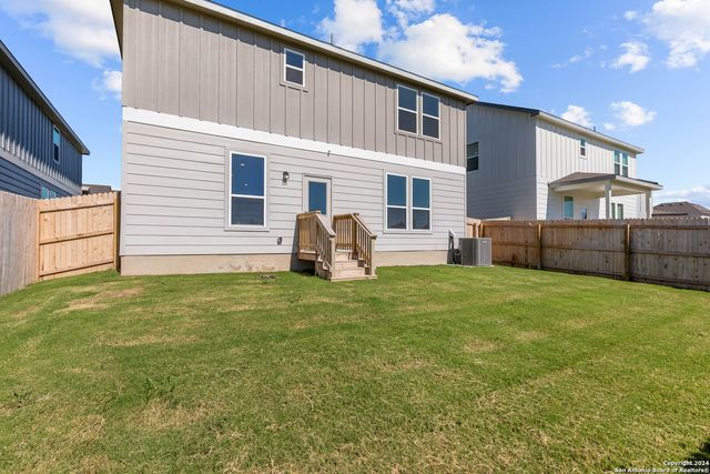 158 Hazy Glade Dr, Seguin, TX 78155