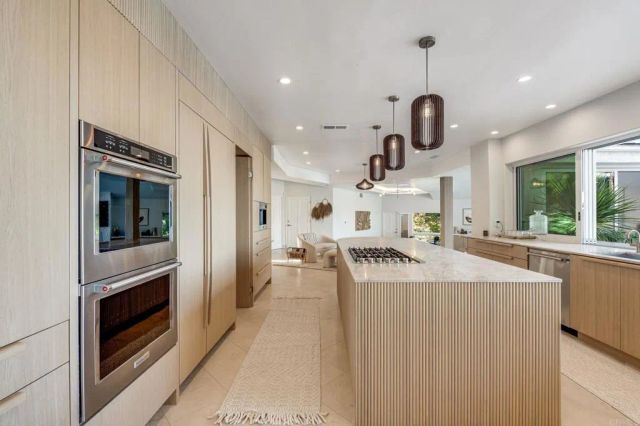 1904 Via Casa Alta, La Jolla, CA 92037