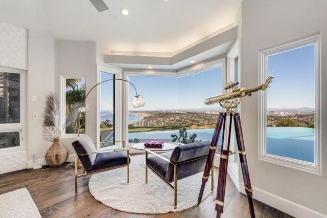 1904 Via Casa Alta, La Jolla, CA 92037