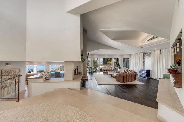 1904 Via Casa Alta, La Jolla, CA 92037