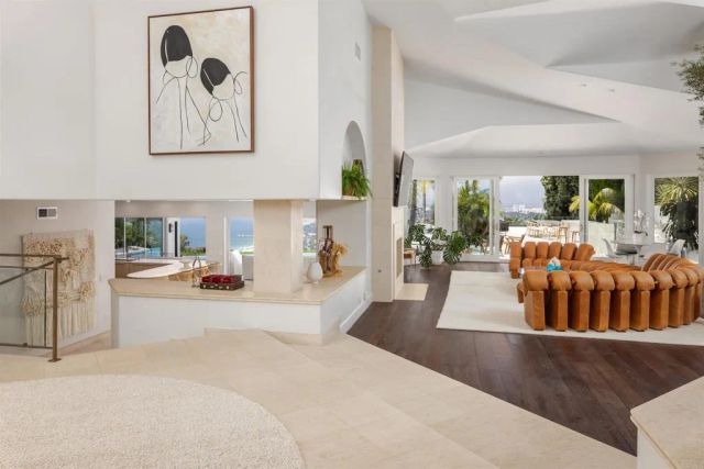 1904 Via Casa Alta, La Jolla, CA 92037