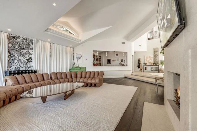 1904 Via Casa Alta, La Jolla, CA 92037