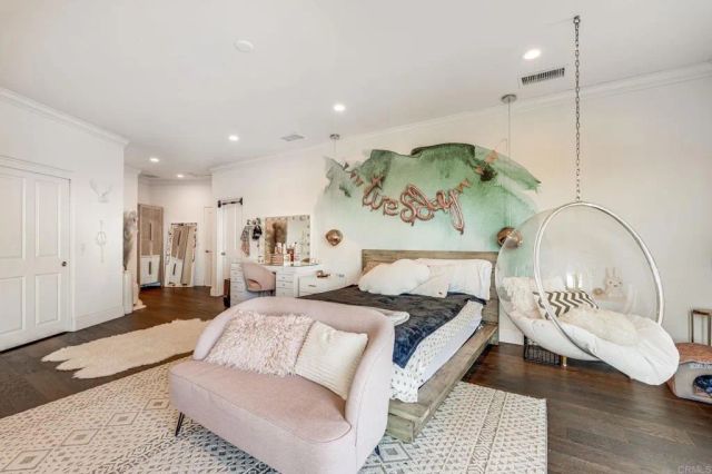 1904 Via Casa Alta, La Jolla, CA 92037