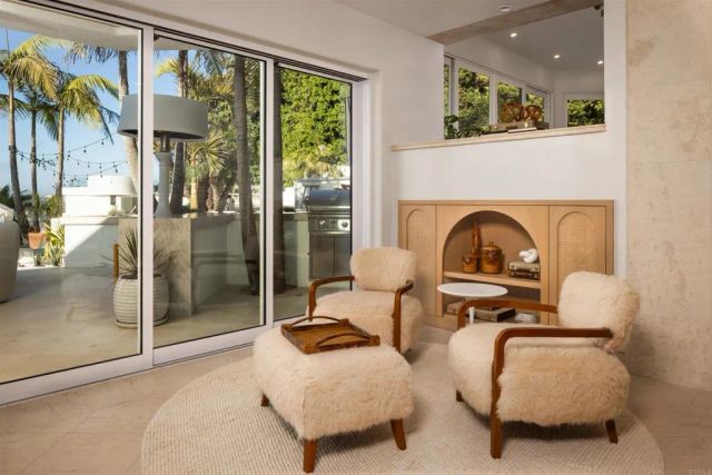 1904 Via Casa Alta, La Jolla, CA 92037