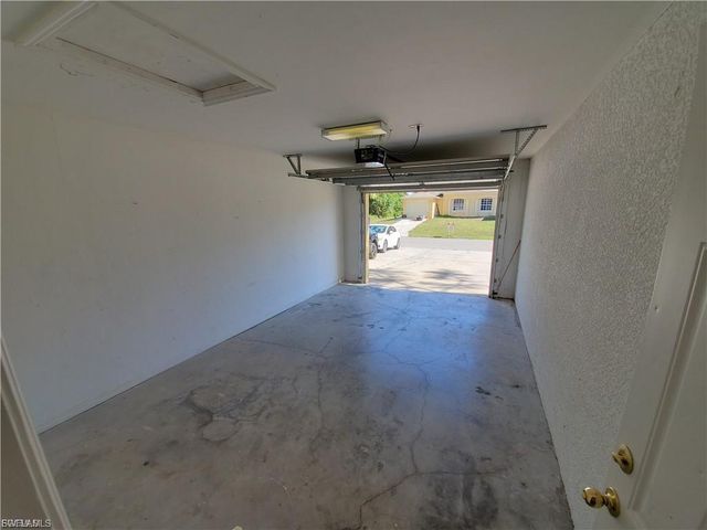 4743 14th ST SW, Lehigh Acres, FL 33973