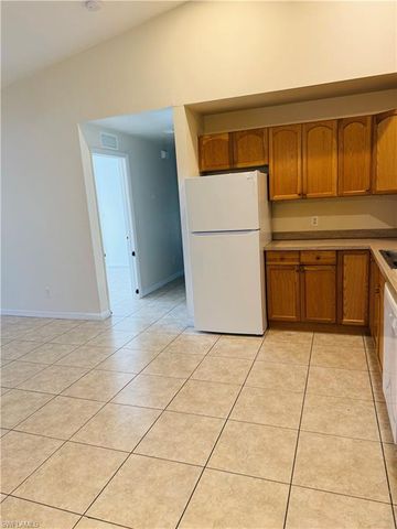 4743 14th ST SW, Lehigh Acres, FL 33973