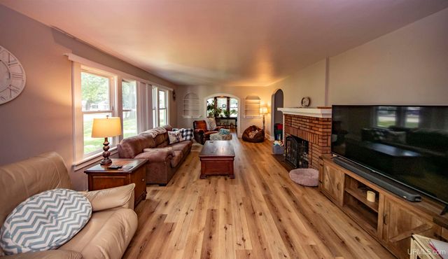 106 Rogers Avenue, Iron River, MI 49935